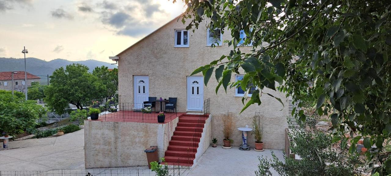 Motel Stone Gardens Doli Екстер'єр фото